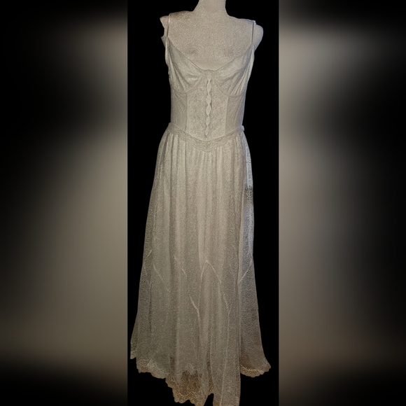 NWT Lulus White Lace Bustier Corset Maxi Dress Size Large - Picture 16 of 16